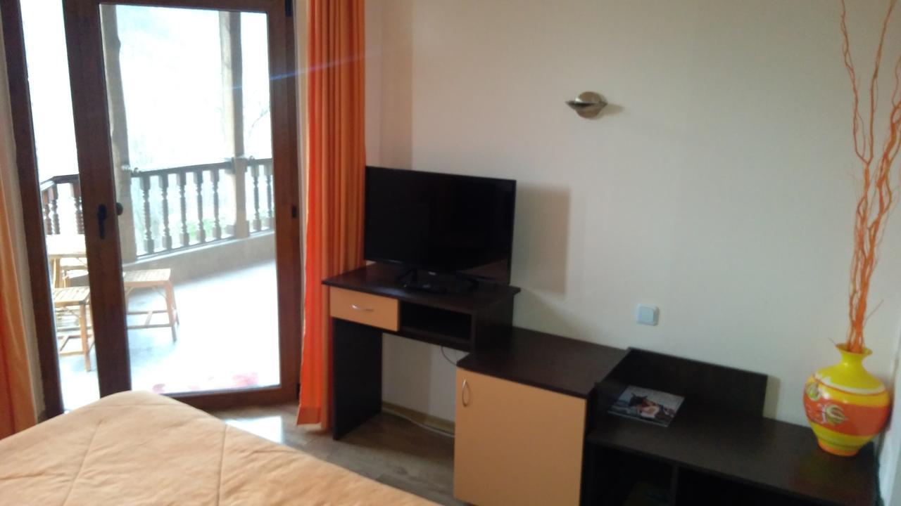 Guest House Alfa Daniel Balkanets  Экстерьер фото
